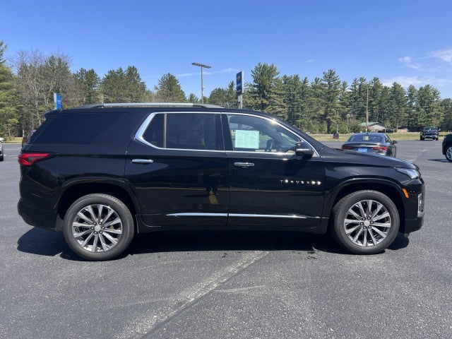 2023 Chevrolet Traverse — side profile view