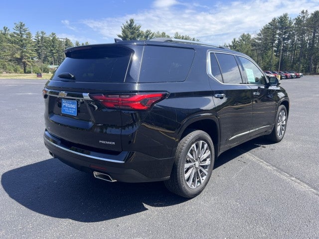2023 Chevrolet Traverse — rear three-quarter view